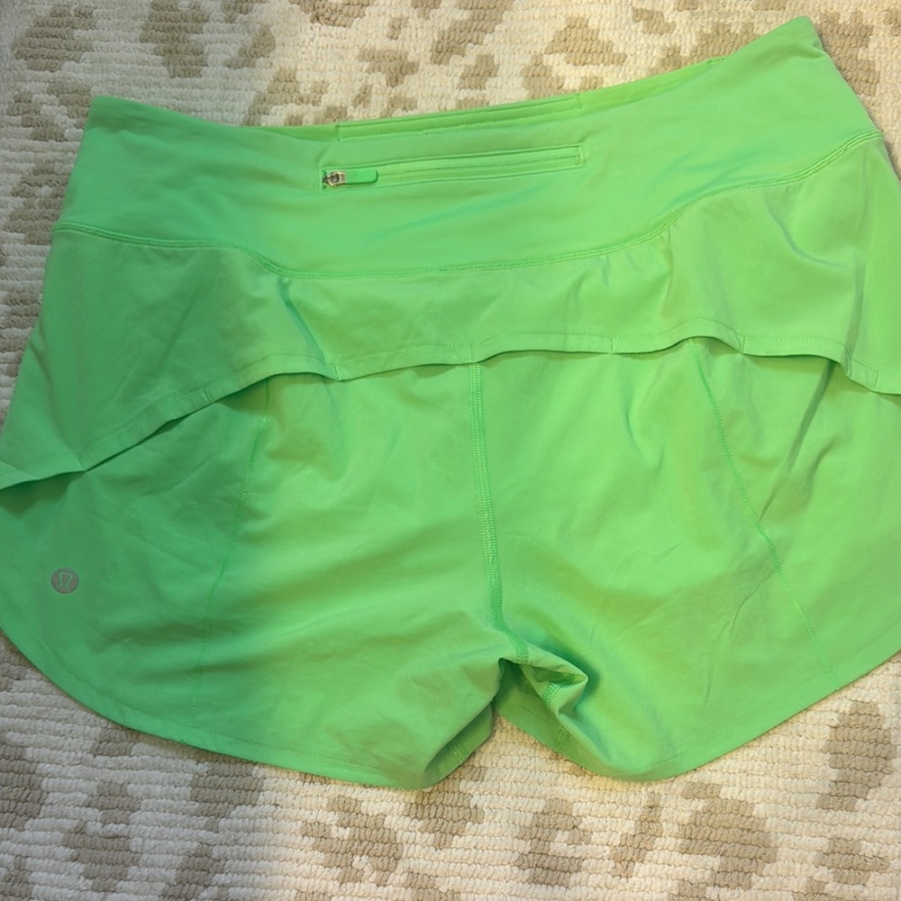 Lululemon Athletica Green Athletic Shorts Lightweight Performance